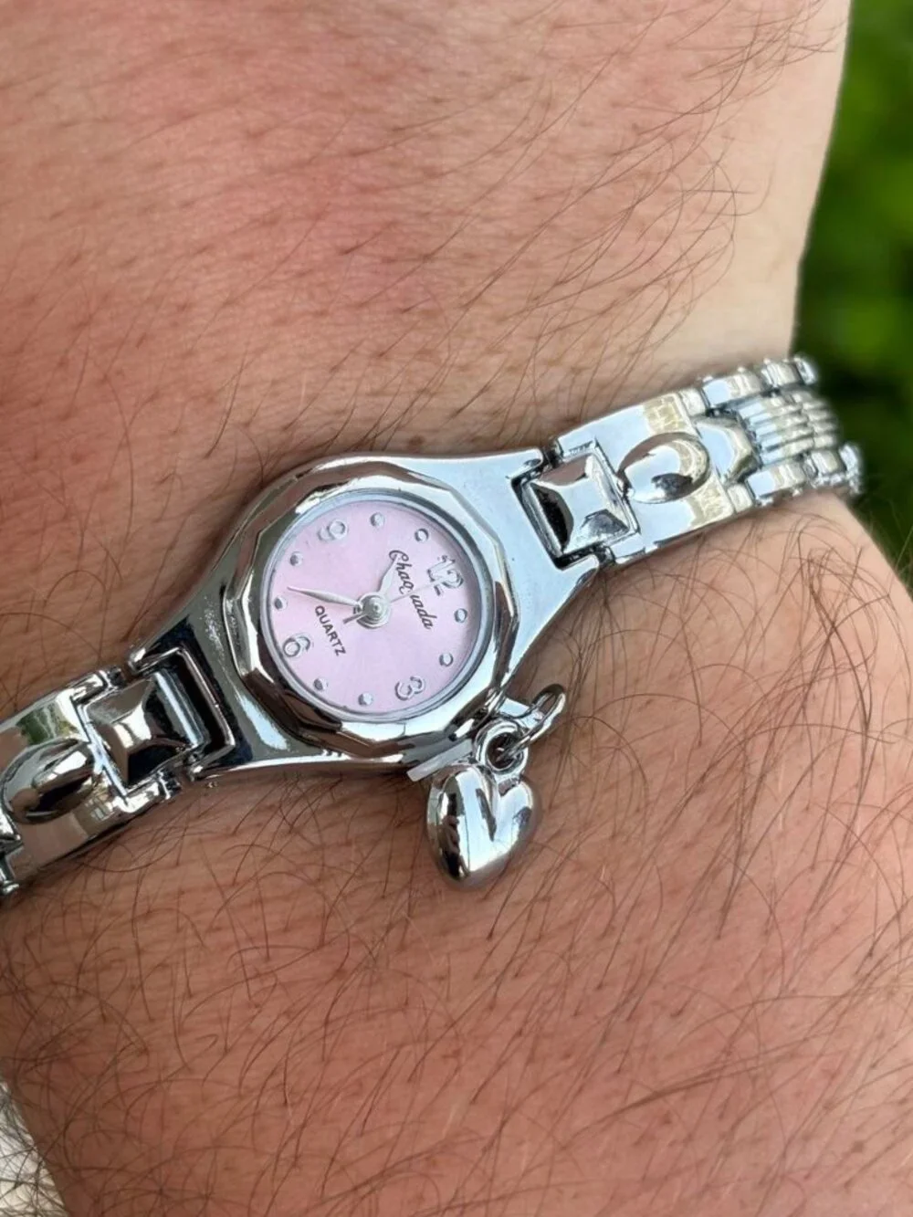 Silver Tone Heart Dangle Bracelet Watch Preppy Y2K OS